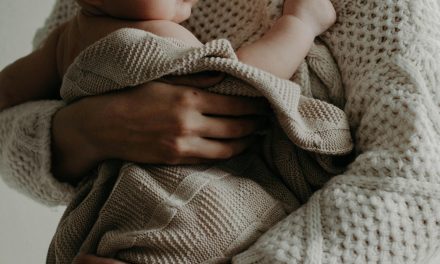 How to ease your baby’s cold with gentle home remedies