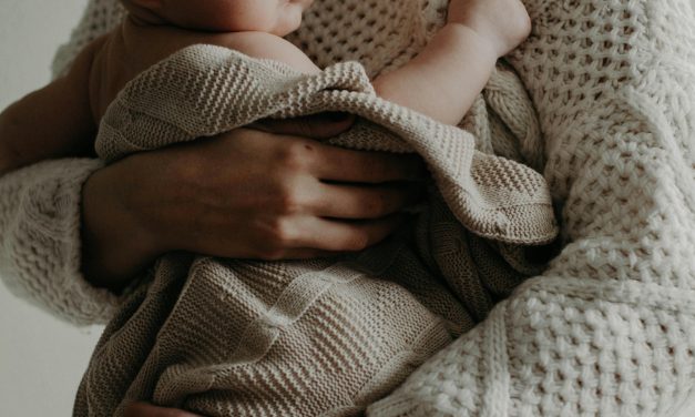 How to ease your baby’s cold with gentle home remedies