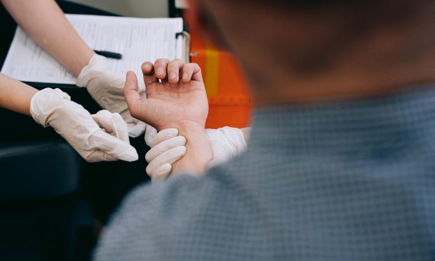 First aid for a stroke