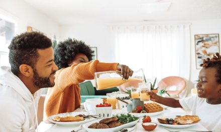 How to make healthy eating a daily family habit