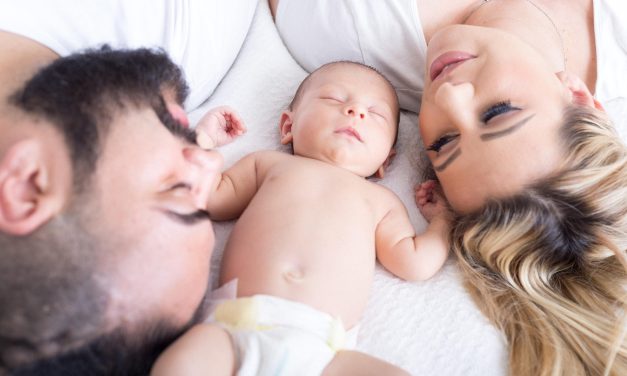 6 simple ways to keep your baby healthy and happy