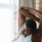 5 minutes to better posture at your desk