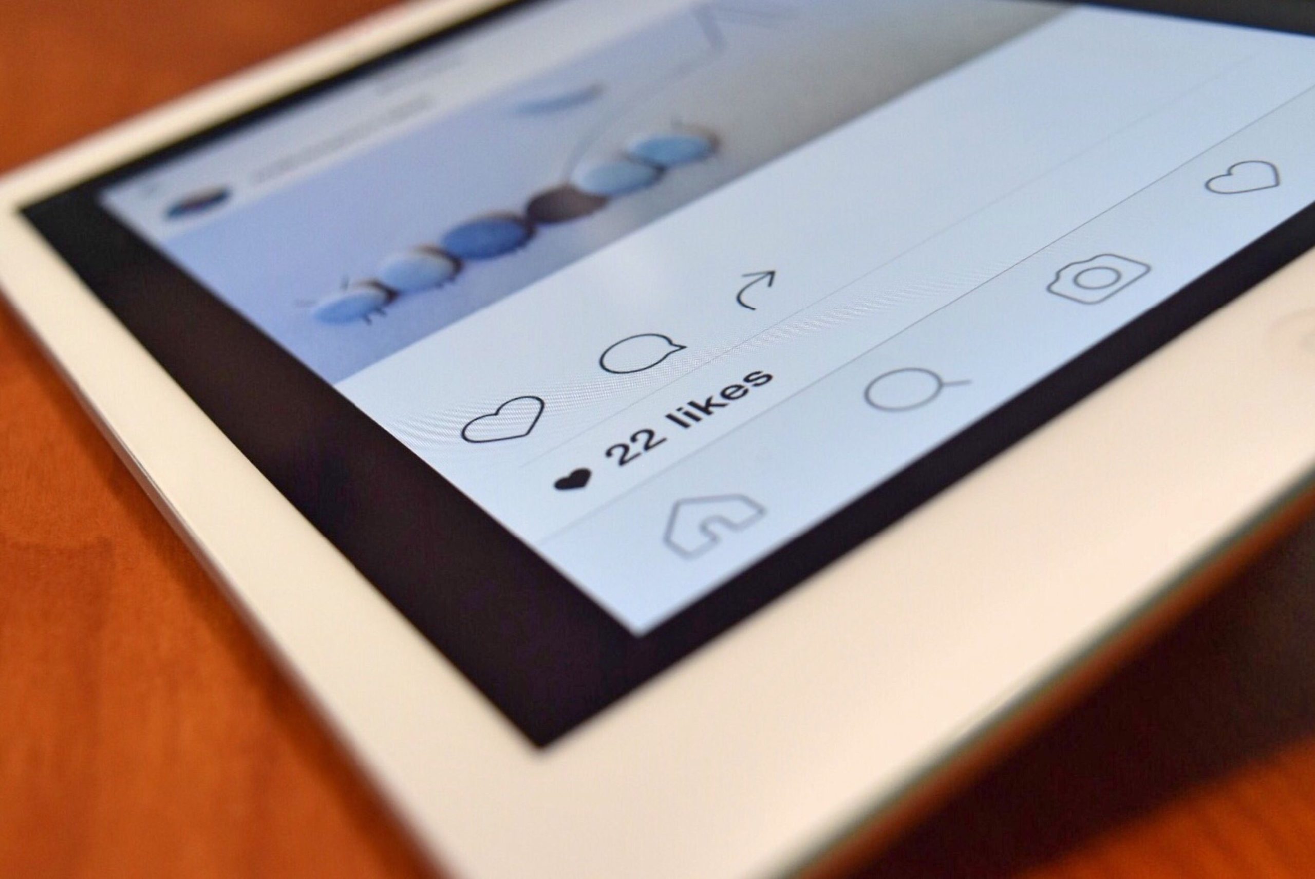 Strategies to set healthy boundaries with social media